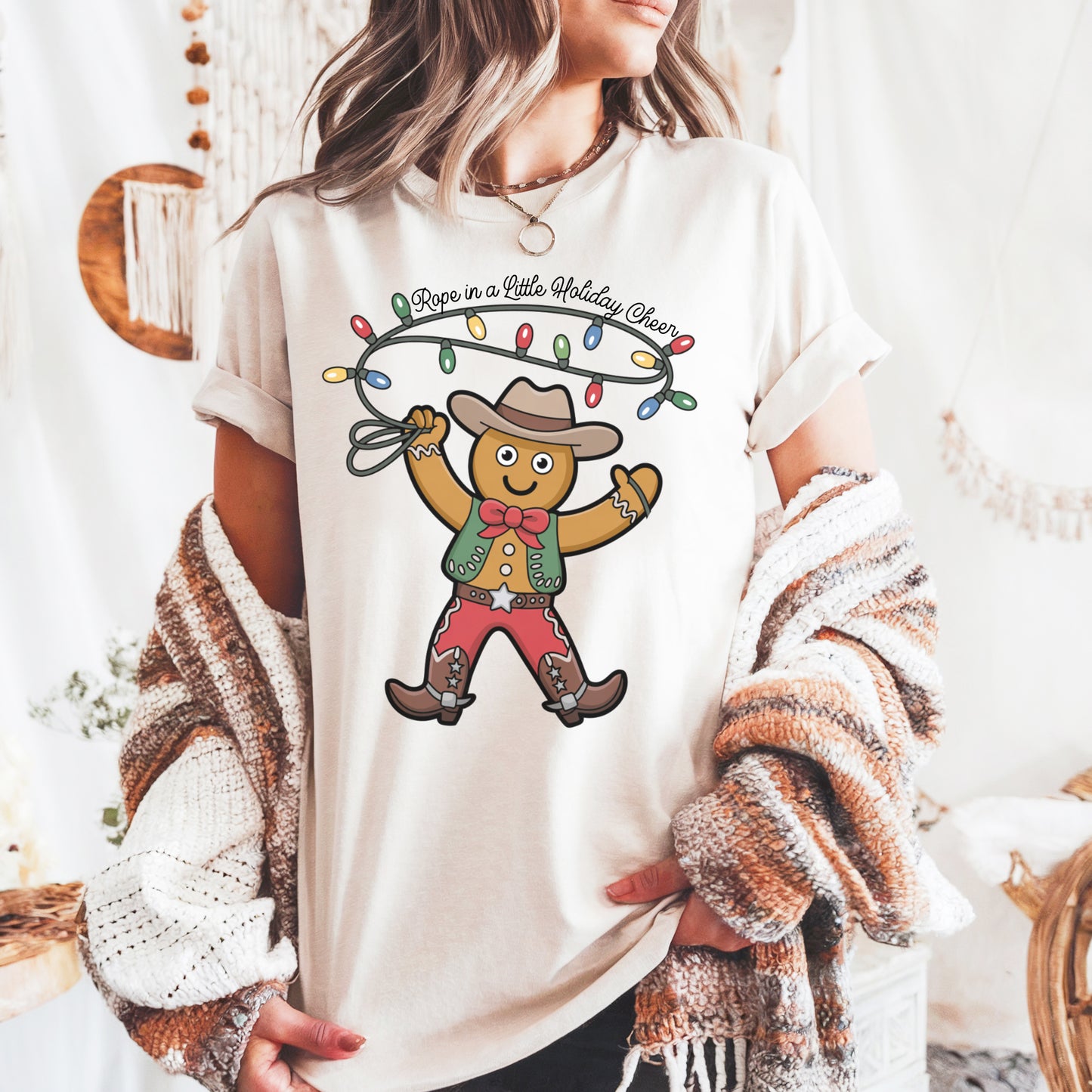 Cowboy Gingerbread Western Christmas T-Shirt – Rustic Country Holiday Tee with Lasso Lights & Rodeo Charm