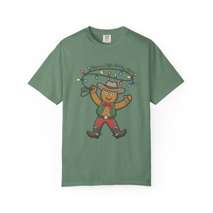 Cowboy Gingerbread Western Christmas T-Shirt – Rustic Country Holiday Tee with Lasso Lights & Rodeo Charm